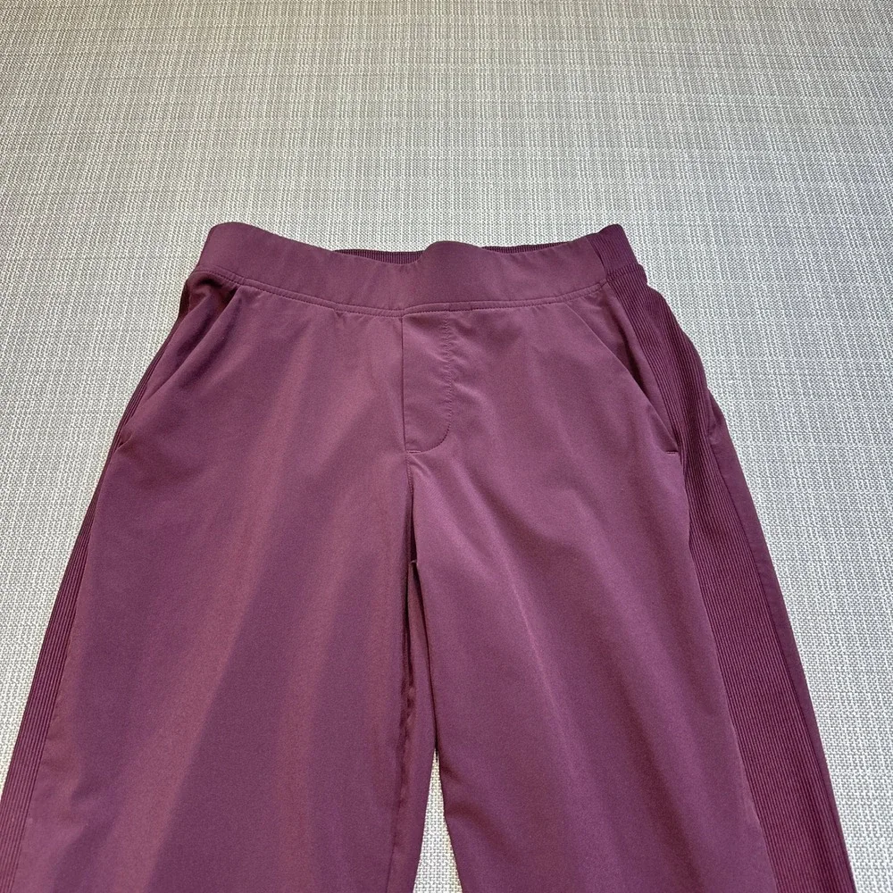 Athleta Bliss Joggers Pants Womens size 2 Plum‎ Purple Athleisure Lounge Comfort